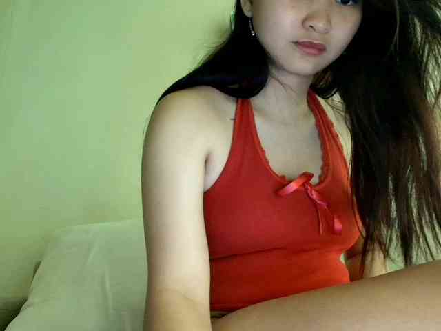 RozyElle webcam
