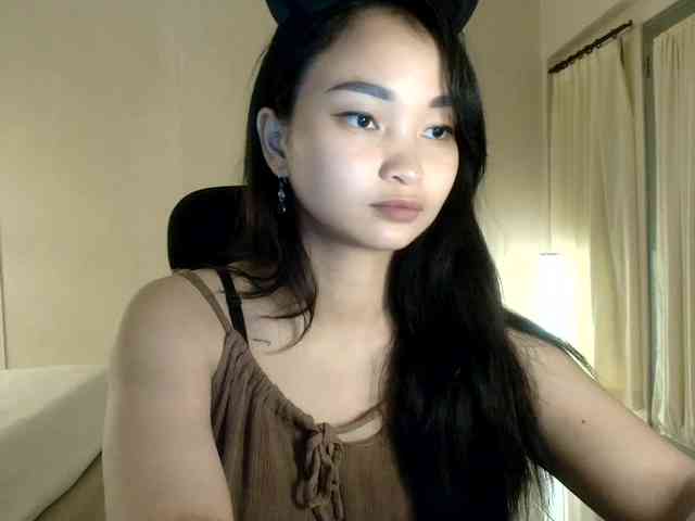 RozyElle webcam