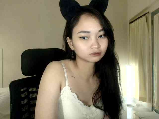 RozyElle webcam