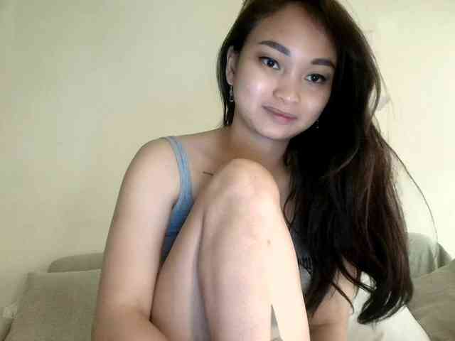 RozyBlack Live Webcam on BongaCams