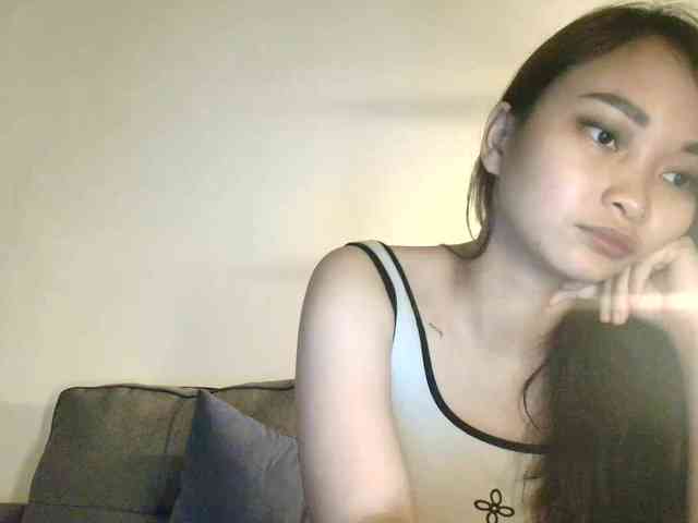 RozyElle webcam
