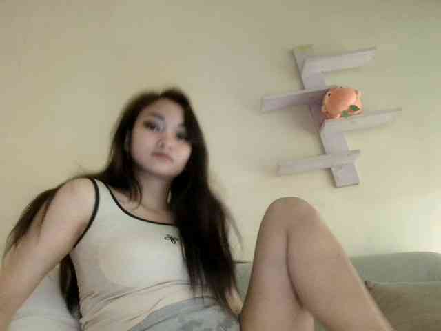 RozyElle webcam