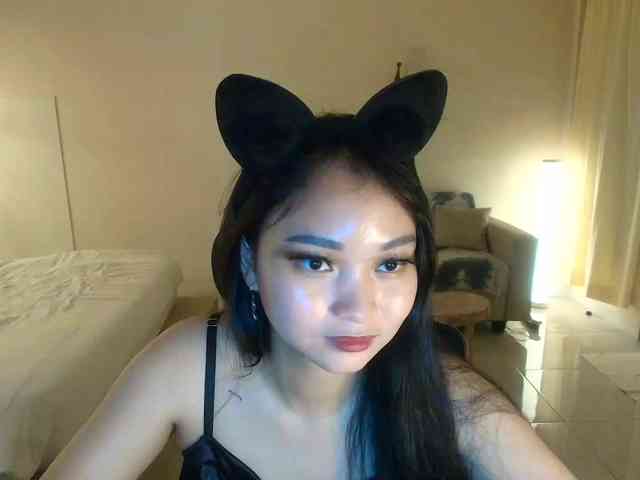 RozyElle webcam