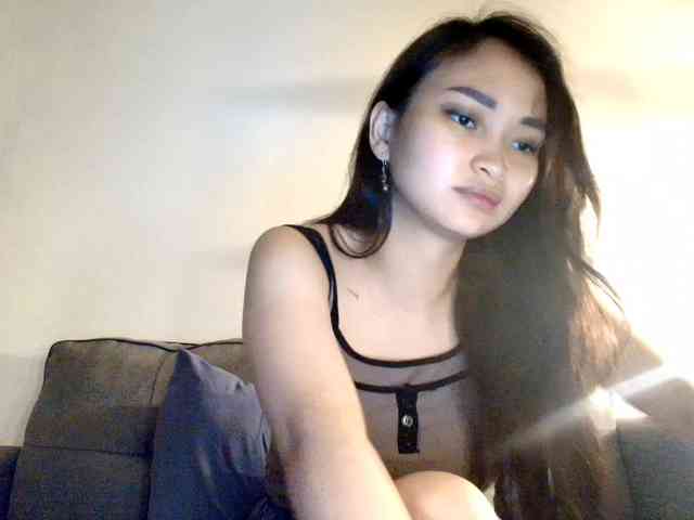 RozyElle webcam