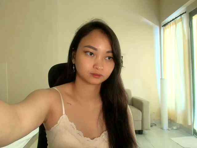 RozyElle webcam