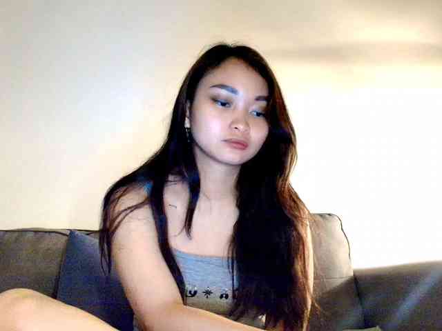 RozyElle webcam