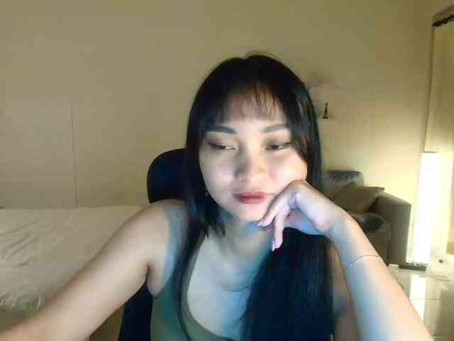 RozyElle webcam