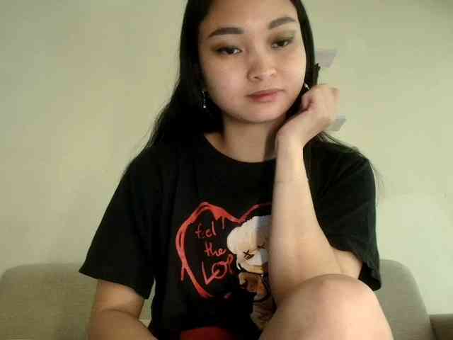 RozyElle webcam
