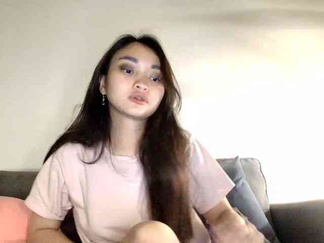 RozyElle webcam