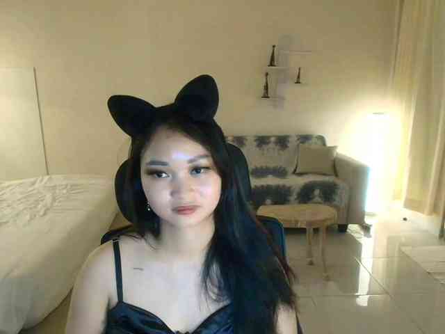 RozyElle webcam