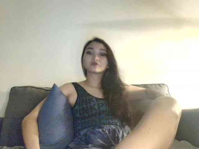 RozyElle webcam