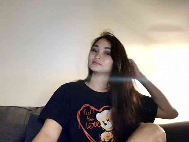 RozyElle webcam