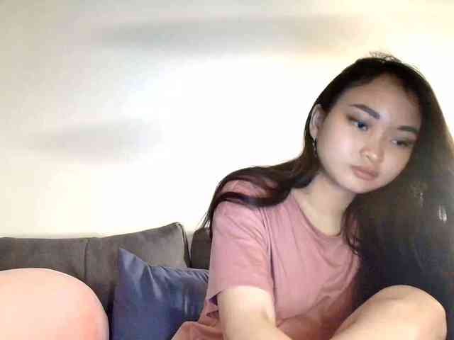 RozyElle webcam