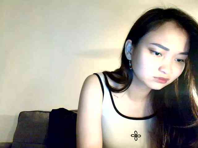 RozyElle webcam