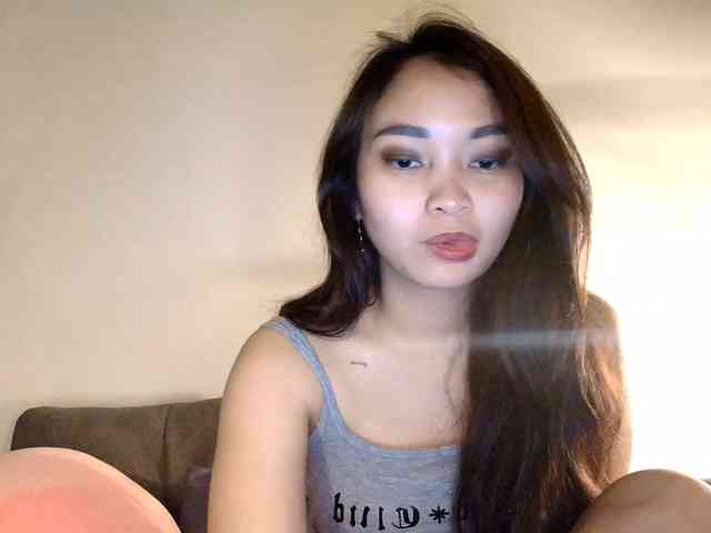 RozyElle webcam