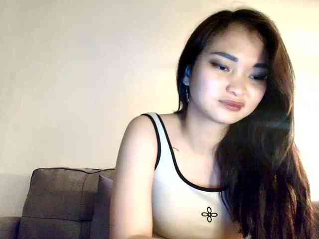RozyElle webcam