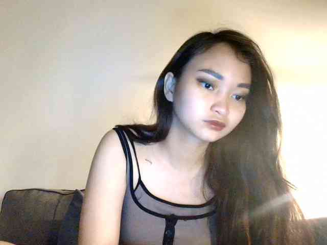 RozyElle webcam