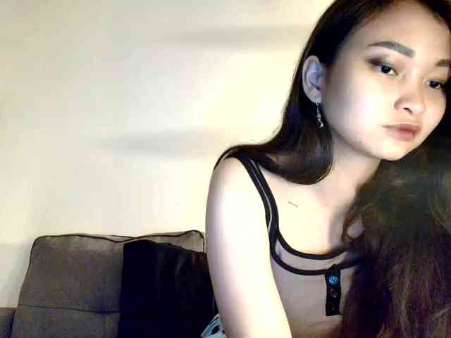 RozyElle webcam