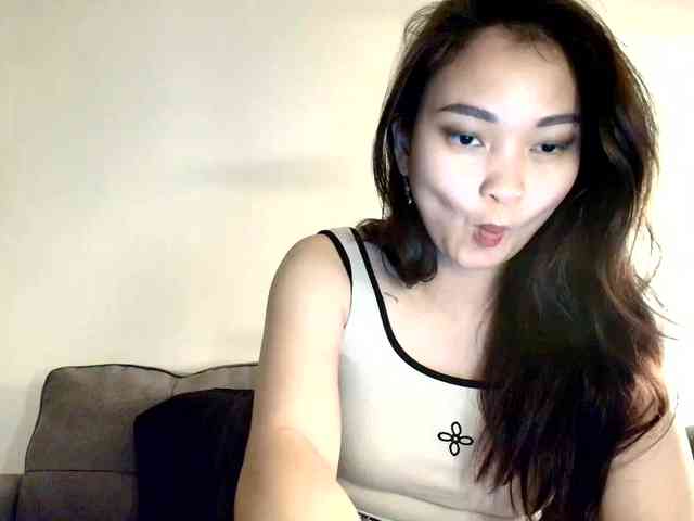 RozyElle webcam
