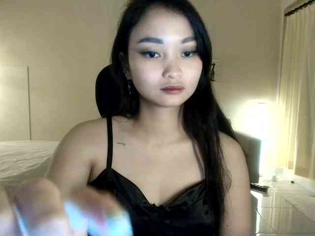 RozyElle webcam