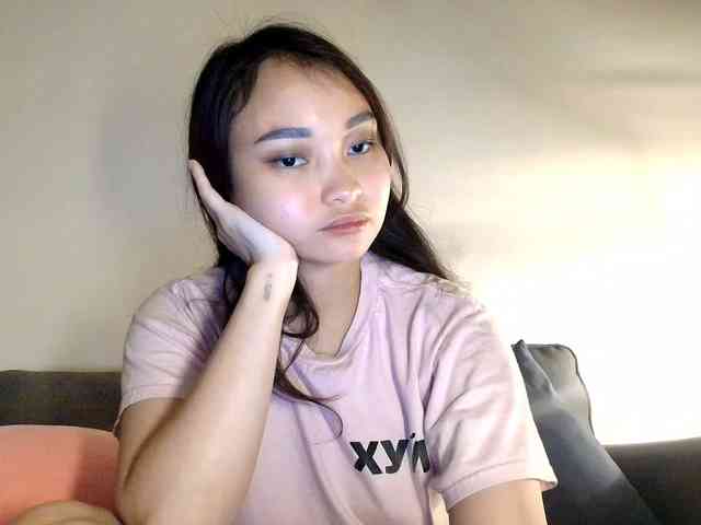 RozyBlack Live Webcam on BongaCams