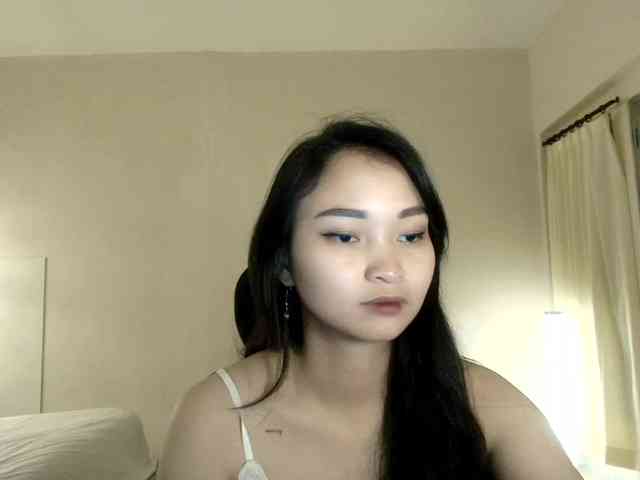 RozyElle webcam
