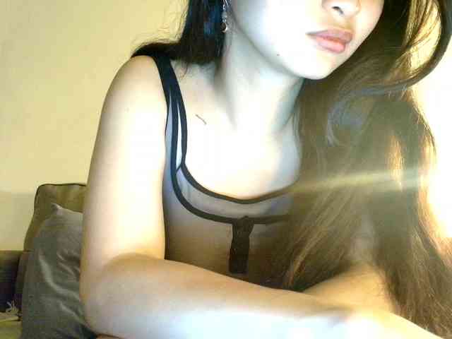 RozyElle webcam