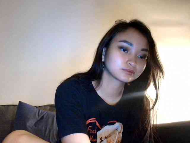 RozyElle webcam