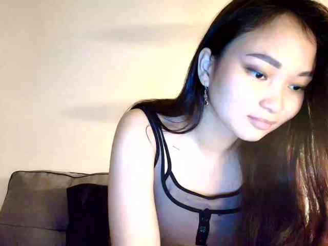 RozyElle webcam
