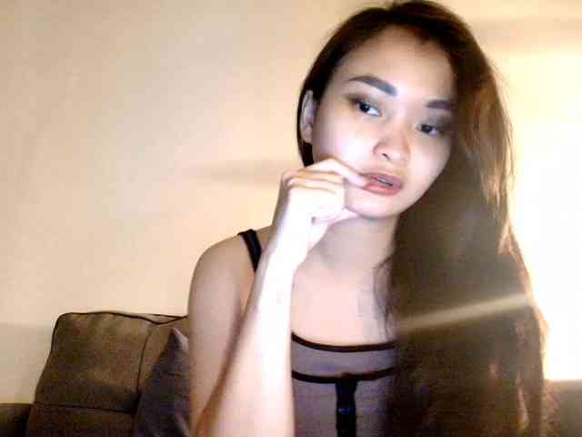 RozyElle webcam