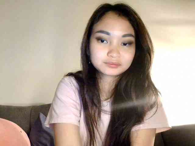 RozyElle webcam
