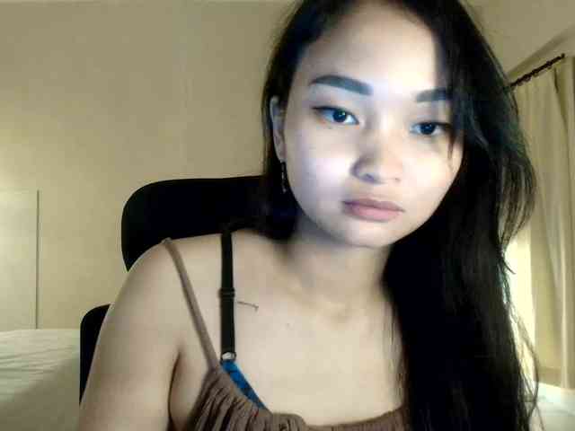 RozyElle webcam