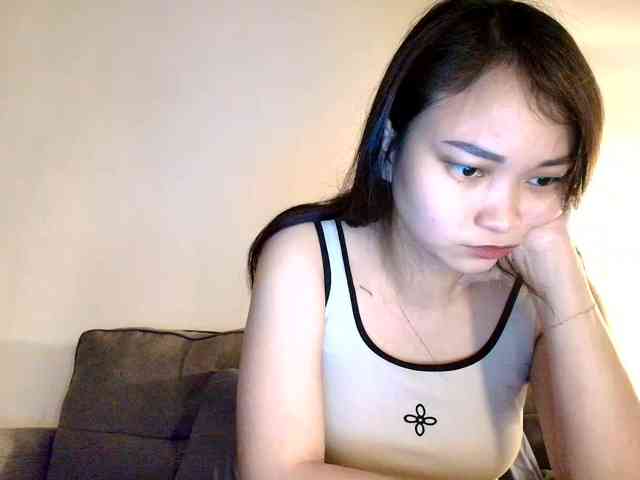 RozyElle webcam