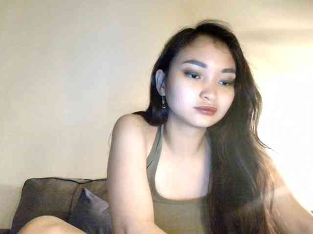 RozyElle webcam