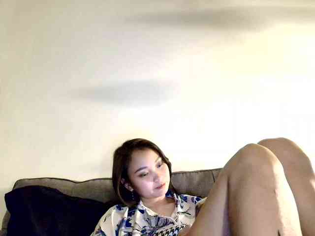 RozyElle webcam