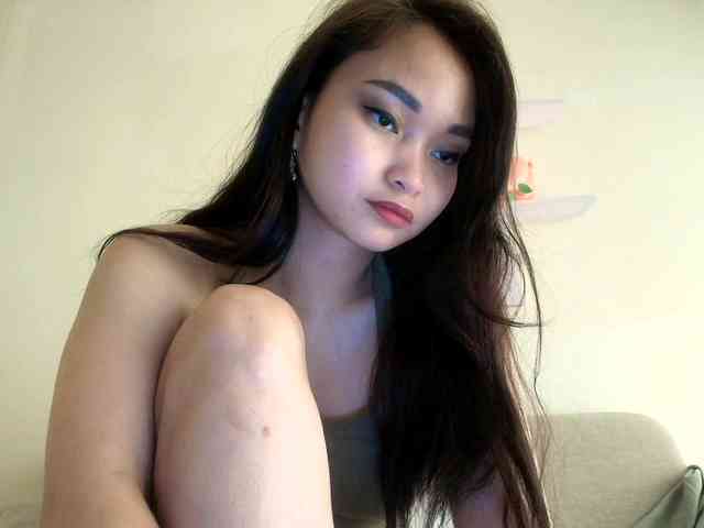 RozyElle webcam
