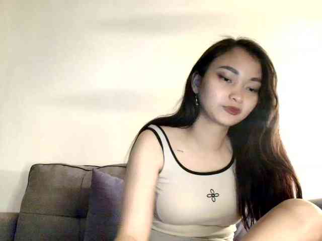 RozyElle webcam