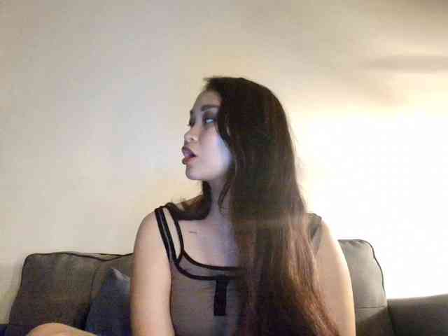 RozyElle webcam