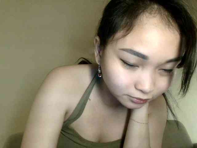 RozyElle webcam