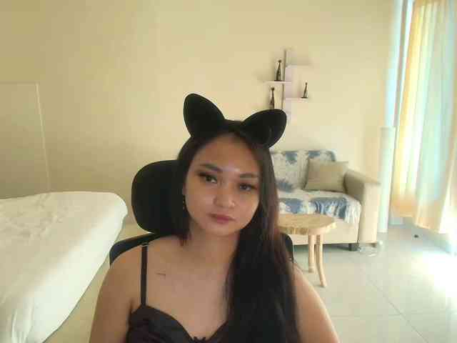 RozyElle webcam