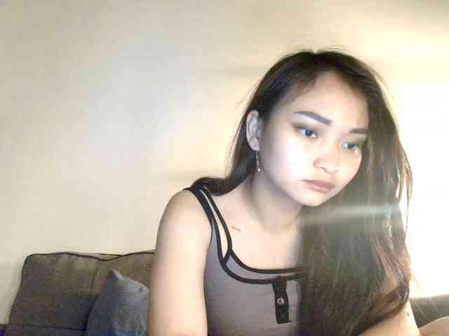 RozyElle webcam
