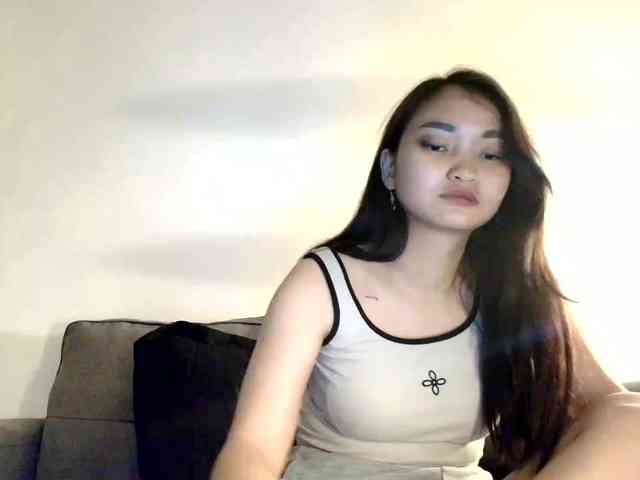 RozyElle webcam