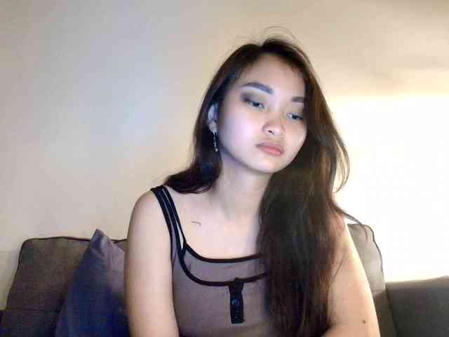 RozyElle webcam