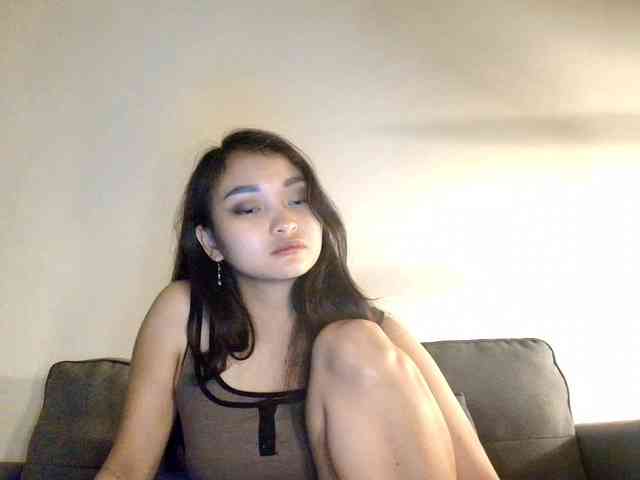 RozyElle webcam