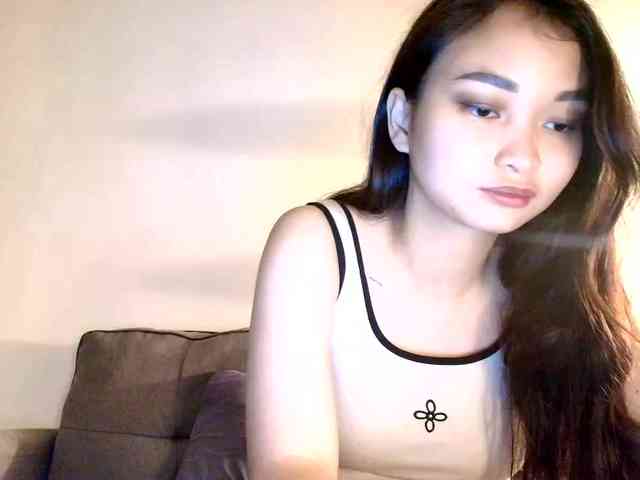 RozyElle webcam