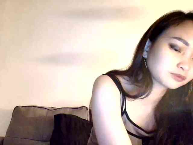 RozyElle webcam