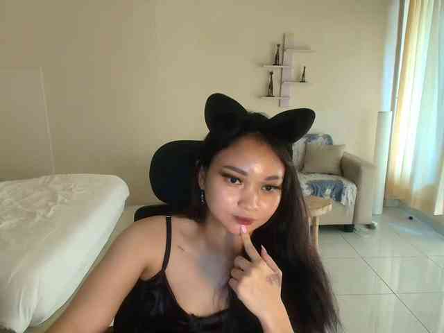 RozyElle webcam