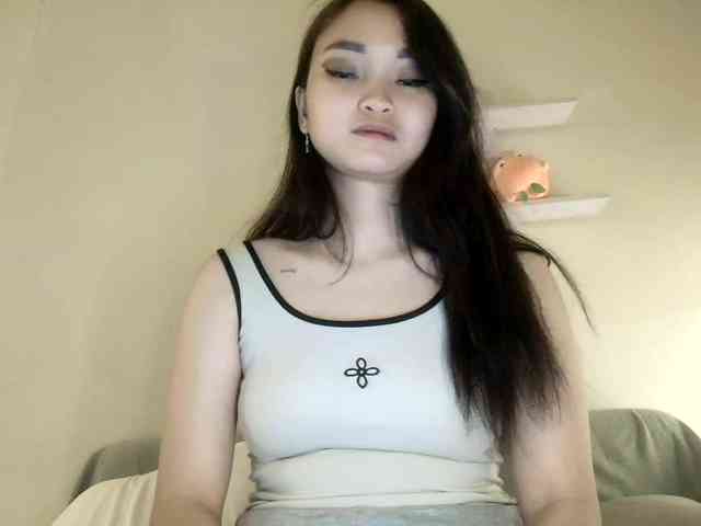RozyElle webcam