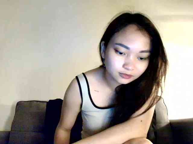 RozyElle webcam
