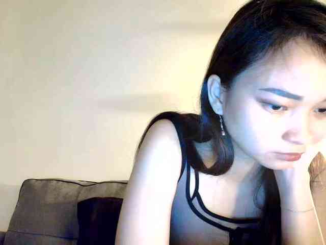 RozyElle webcam